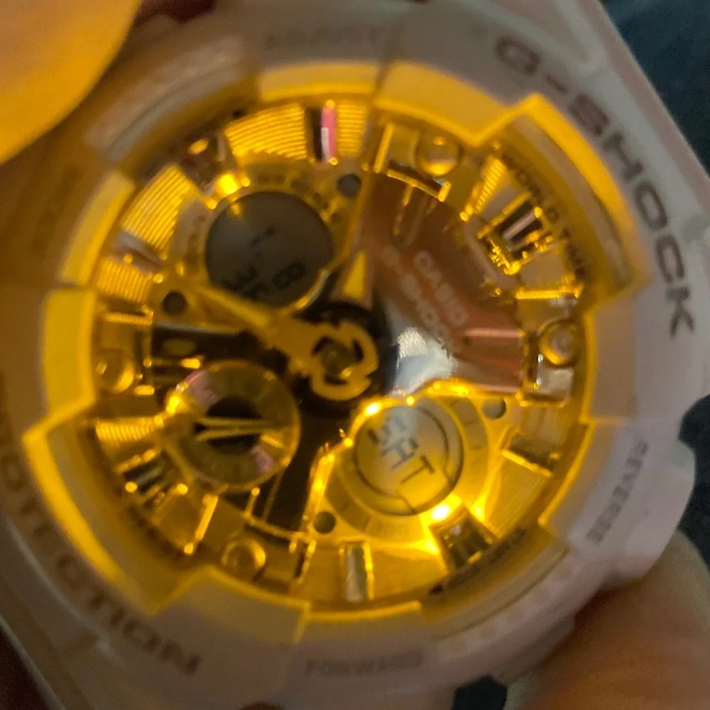 Casio G-Shock GMA-S120MF, new battery, light works, off white color, metallic